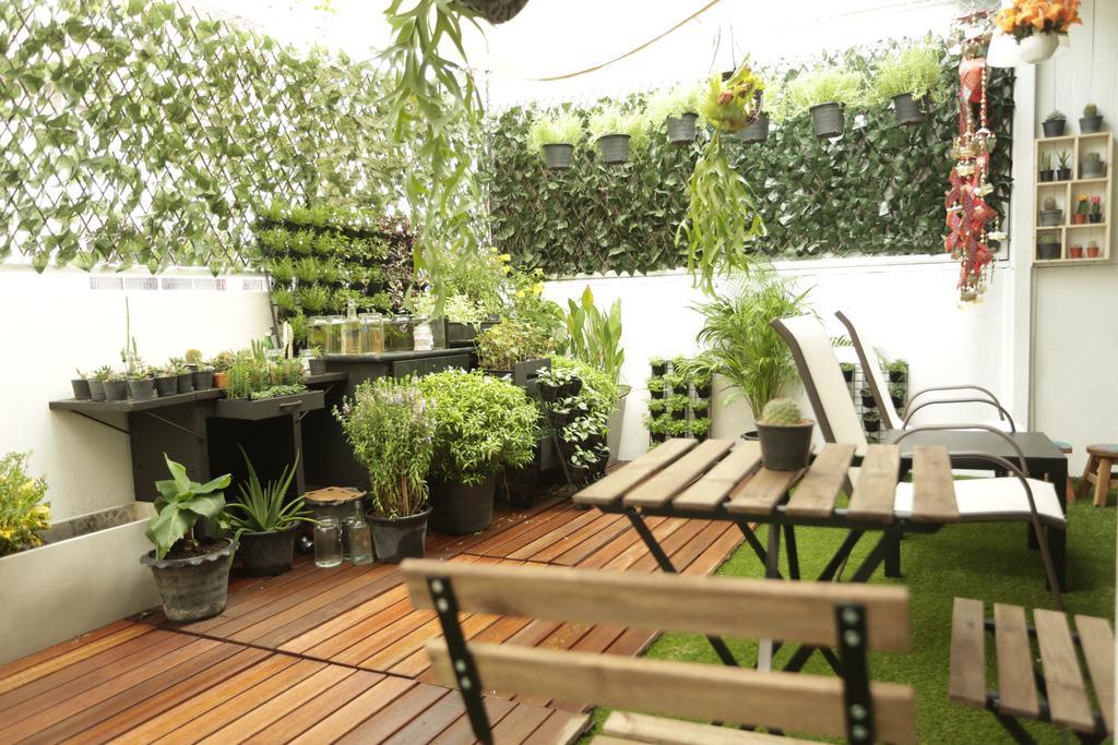 Tiger Lily Hostel Bangkok Exterior foto